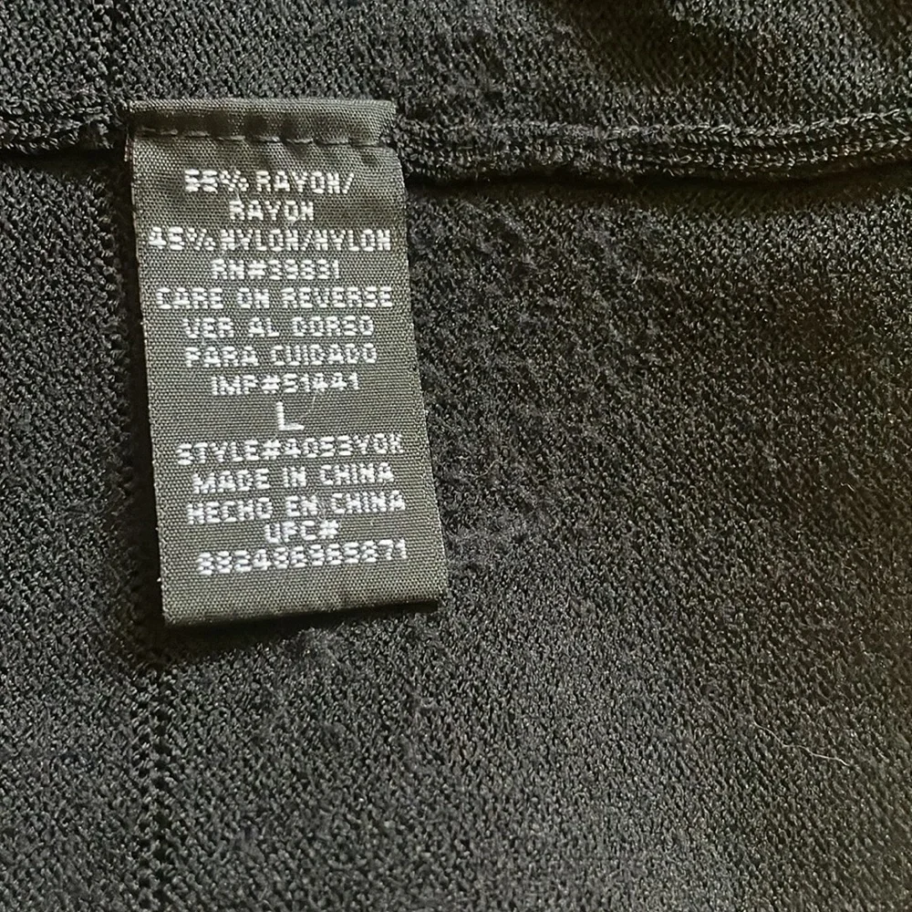 Little Black Skirt - Picture 5 of 5